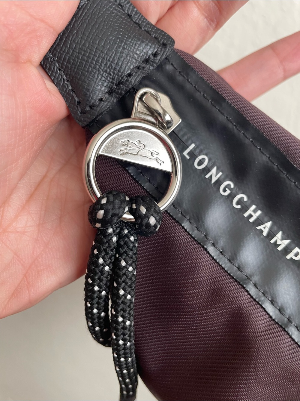 Longchamp Plum Nylon Shoulder Crossbody with Black Strap - Picture 5 of 6